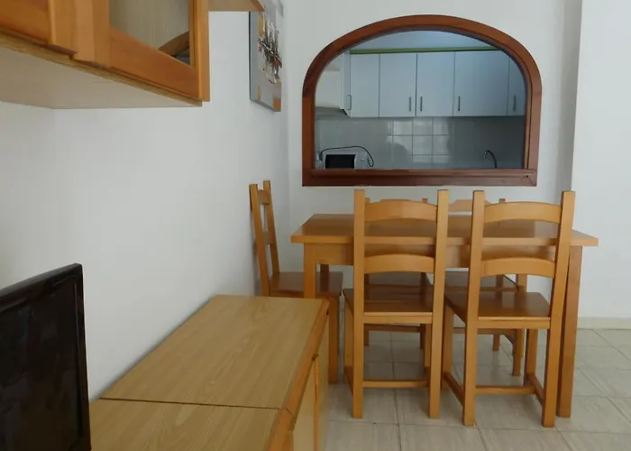 Rentalmar Port Gavina * كامبريلس