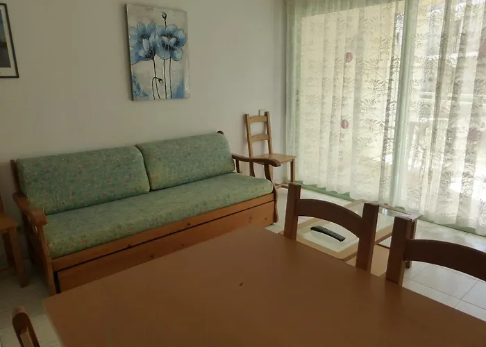 Rentalmar Port Gavina * كامبريلس
